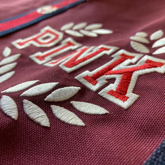 Victoria's Secret PINK Burgundy Logo Duffle Weekender Bag. NWT - Picture 6 of 16